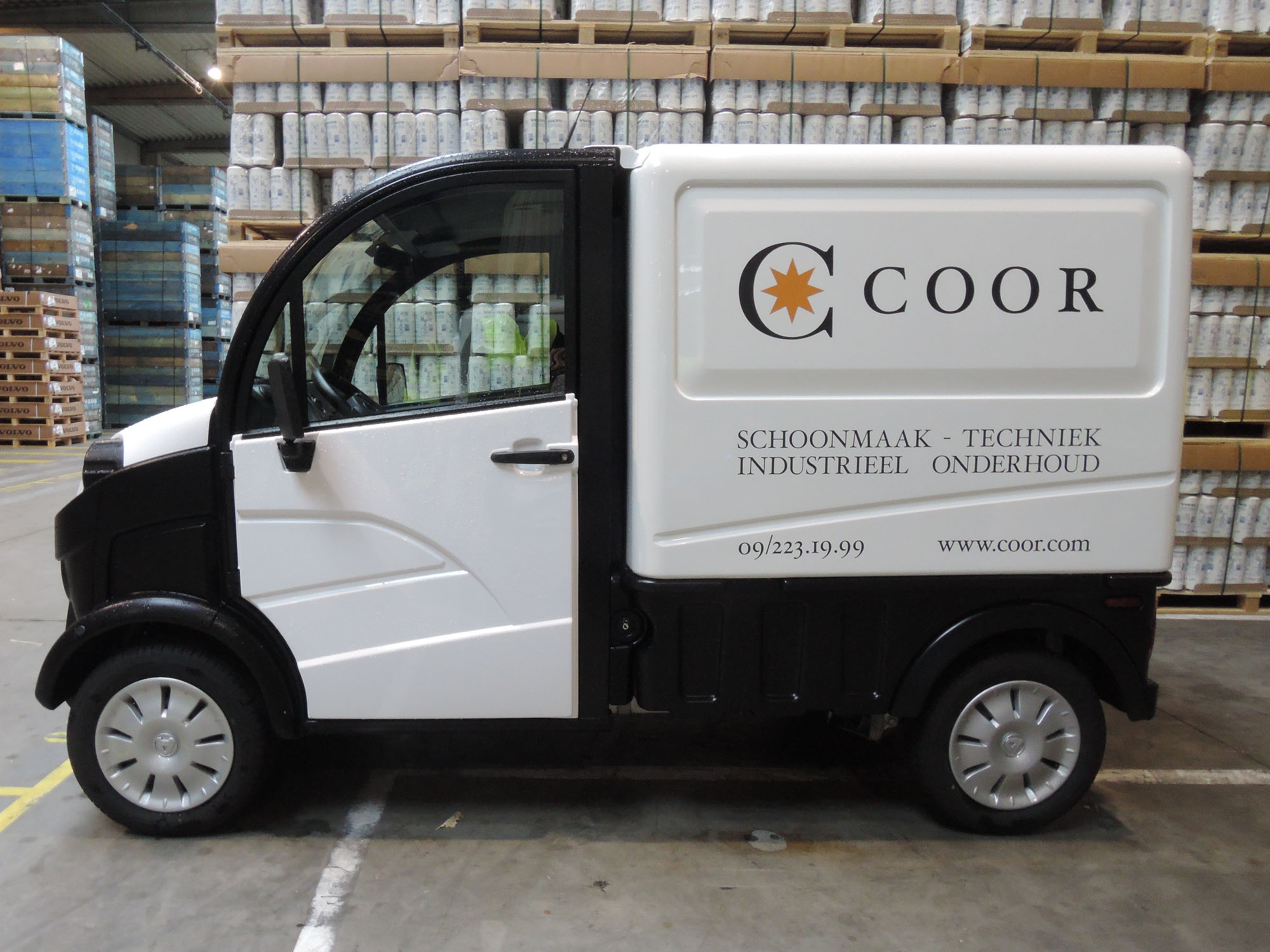 Coor - Belettering bestelwagen