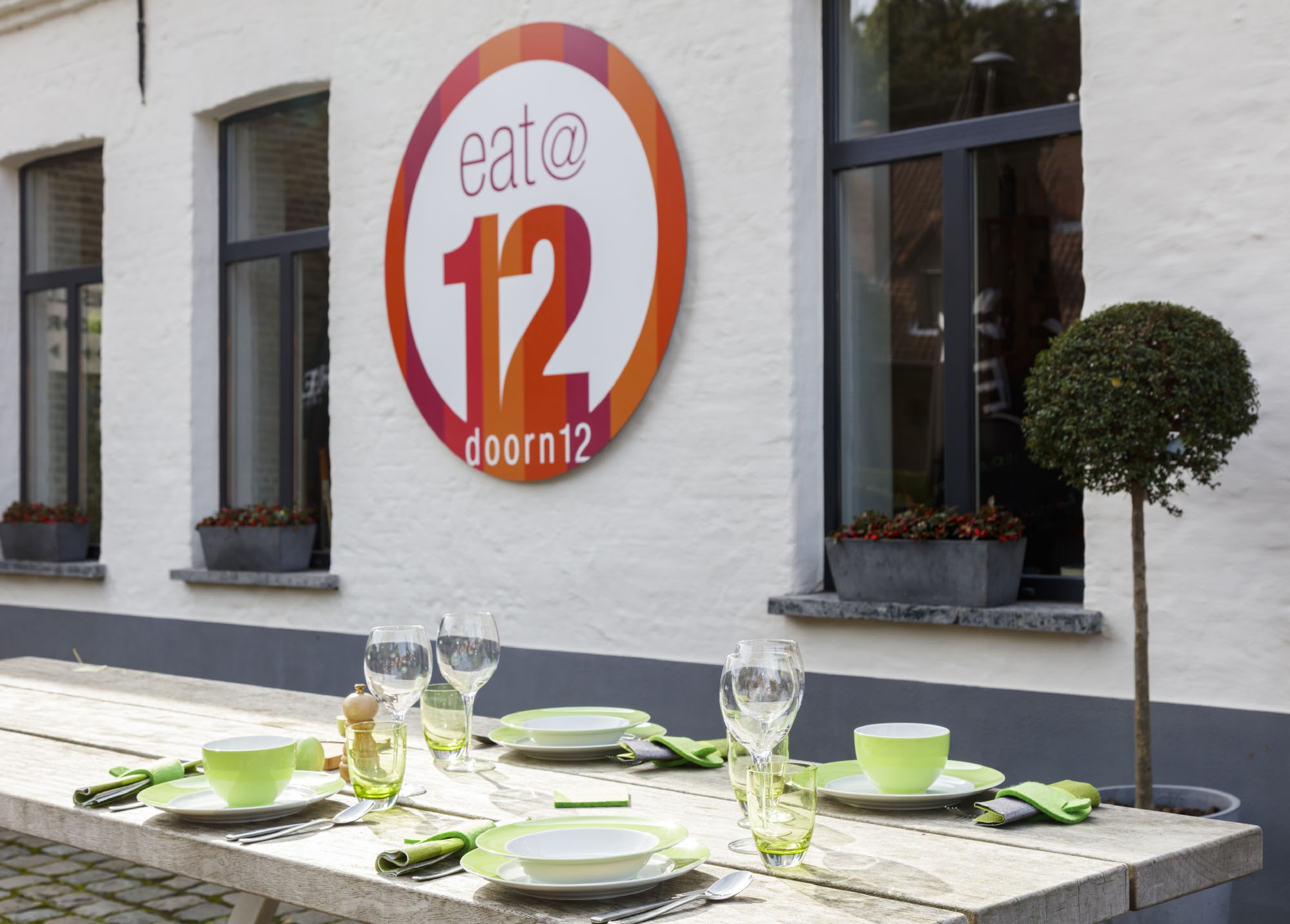 Eat@12 - outdoor signalisatie