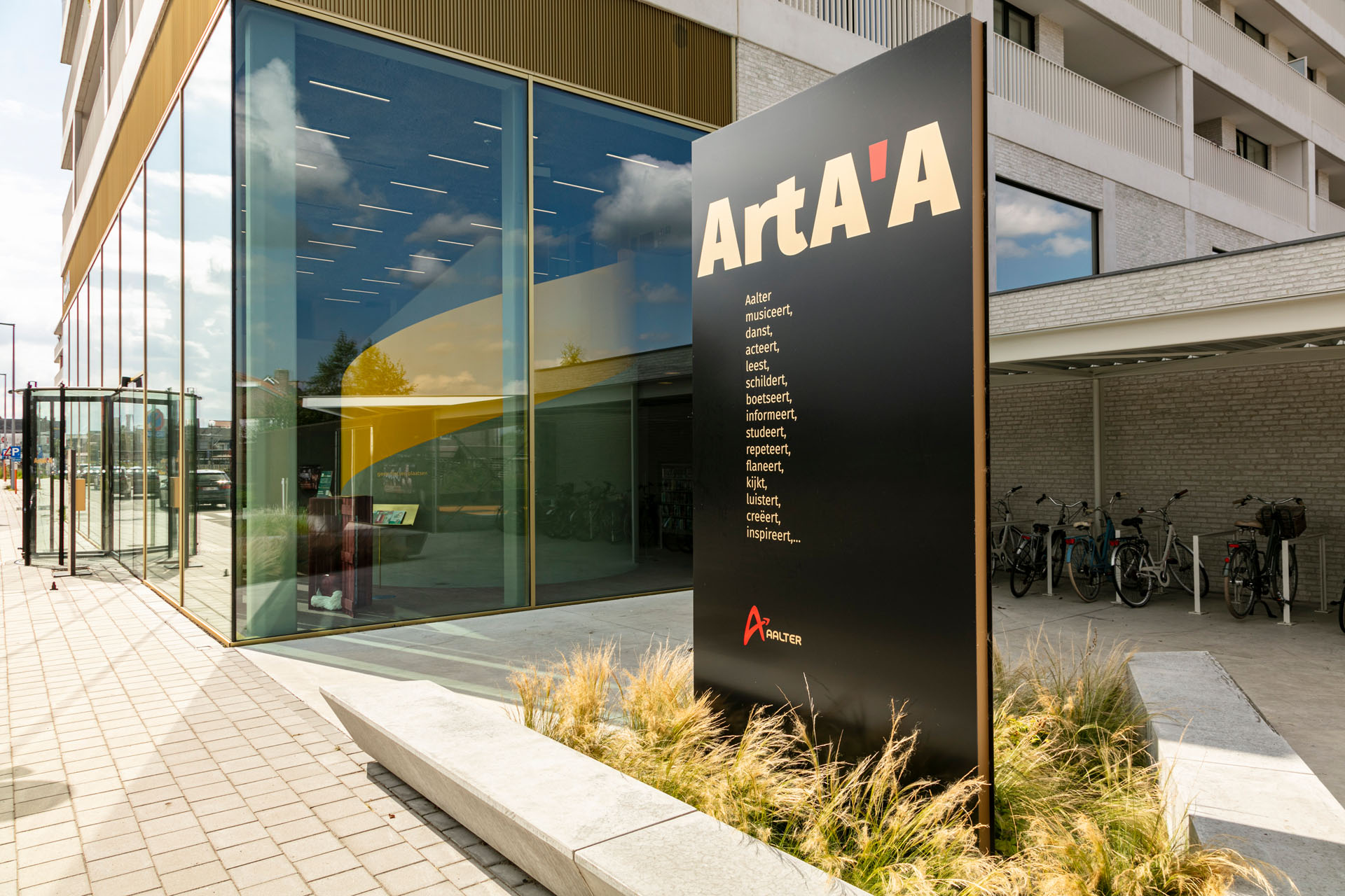 Kuntencentrum ArtA'A - outdoor signalisatie