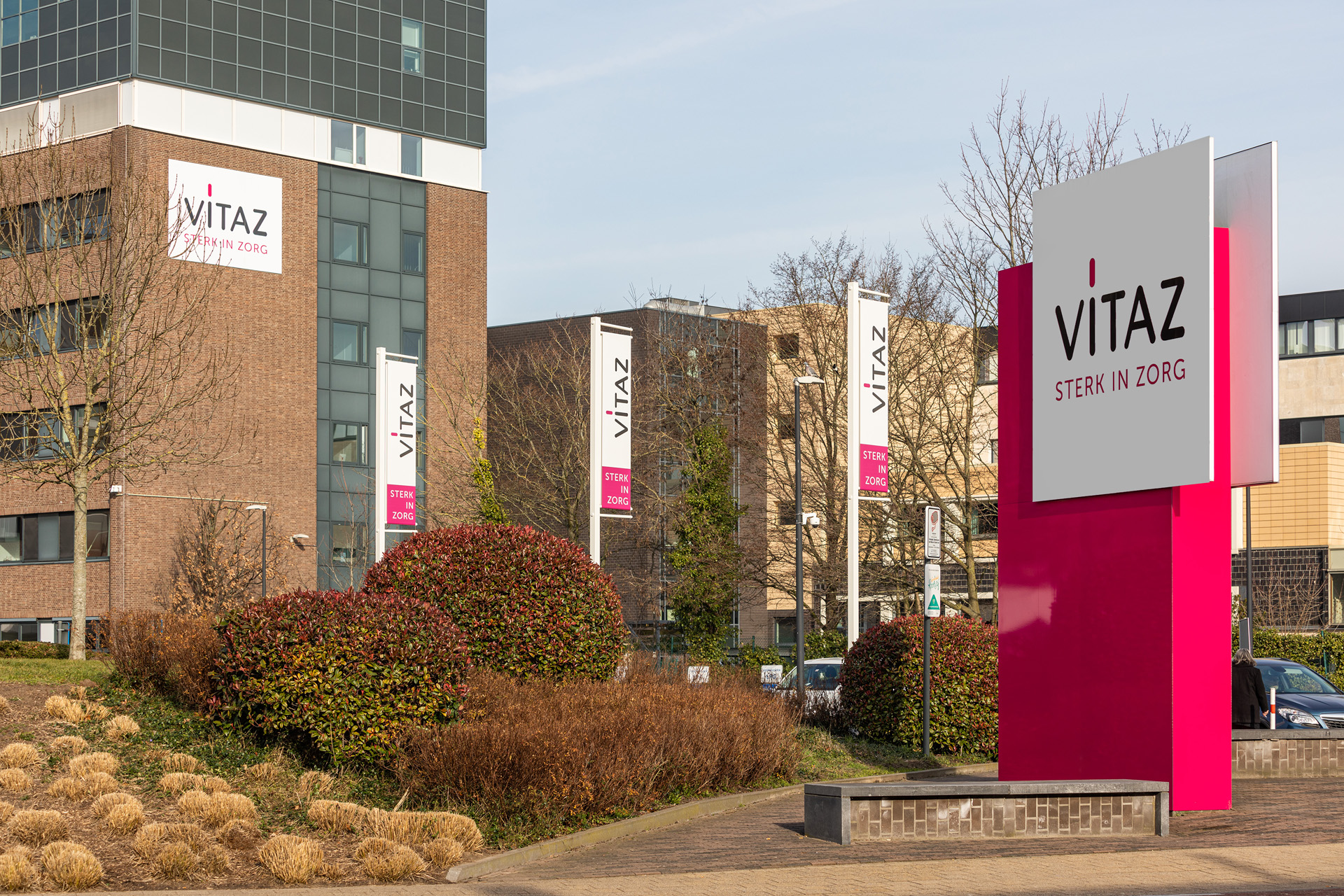 VITAZ sterk in zorg - Rebranding outdoor signalisatie