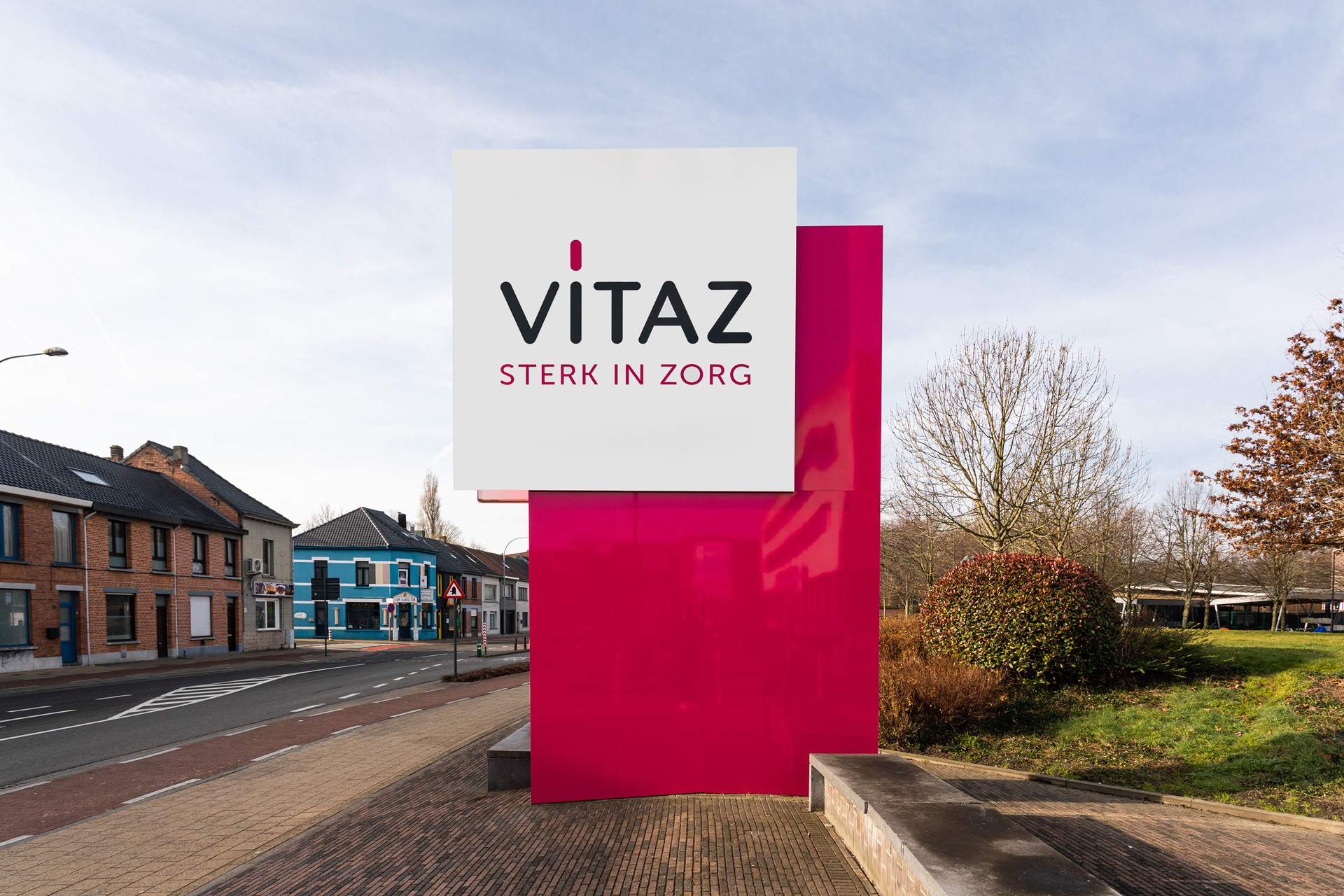 VITAZ sterk in zorg - Rebranding outdoor signalisatie