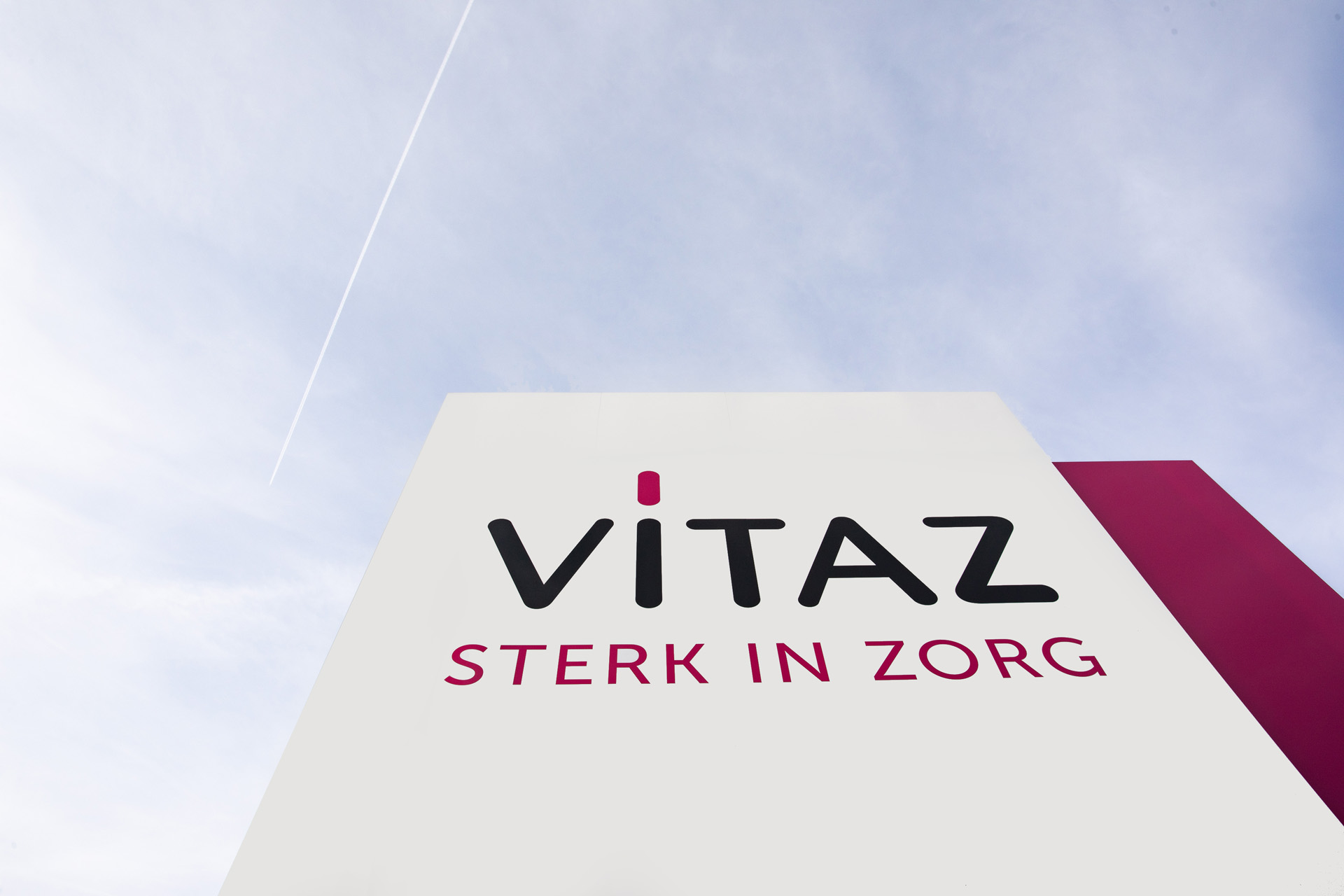 VITAZ sterk in zorg - Rebranding outdoor signalisatie